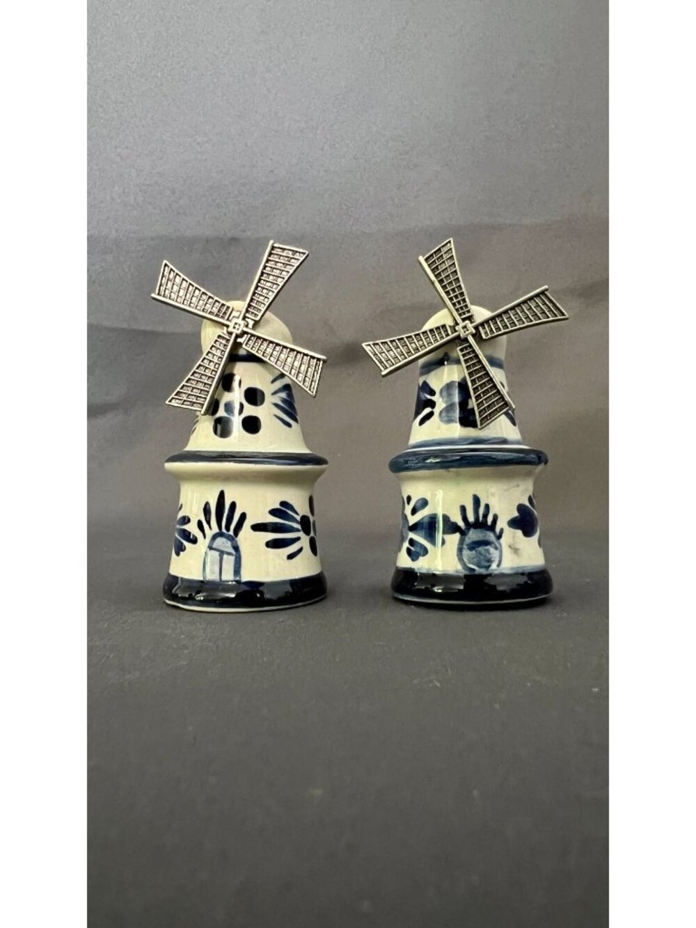 Delft Blue and White Windmill Salt & Pepper Shakers Dutch Hand-Painted